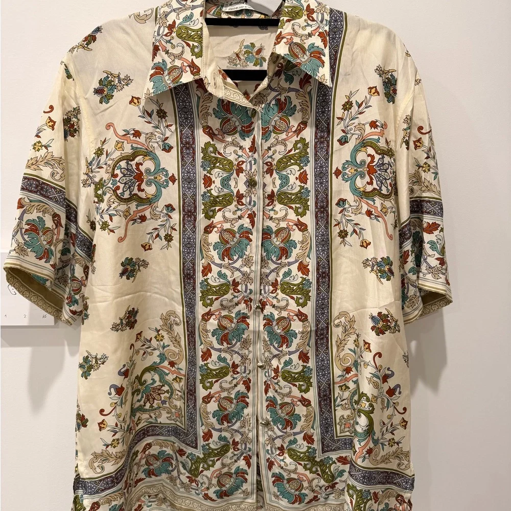 Colorful Patterned Shirt - Picture 2 of 3